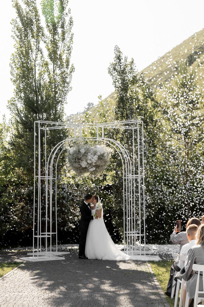 Любовь в воздухе: Ольга и Виктор